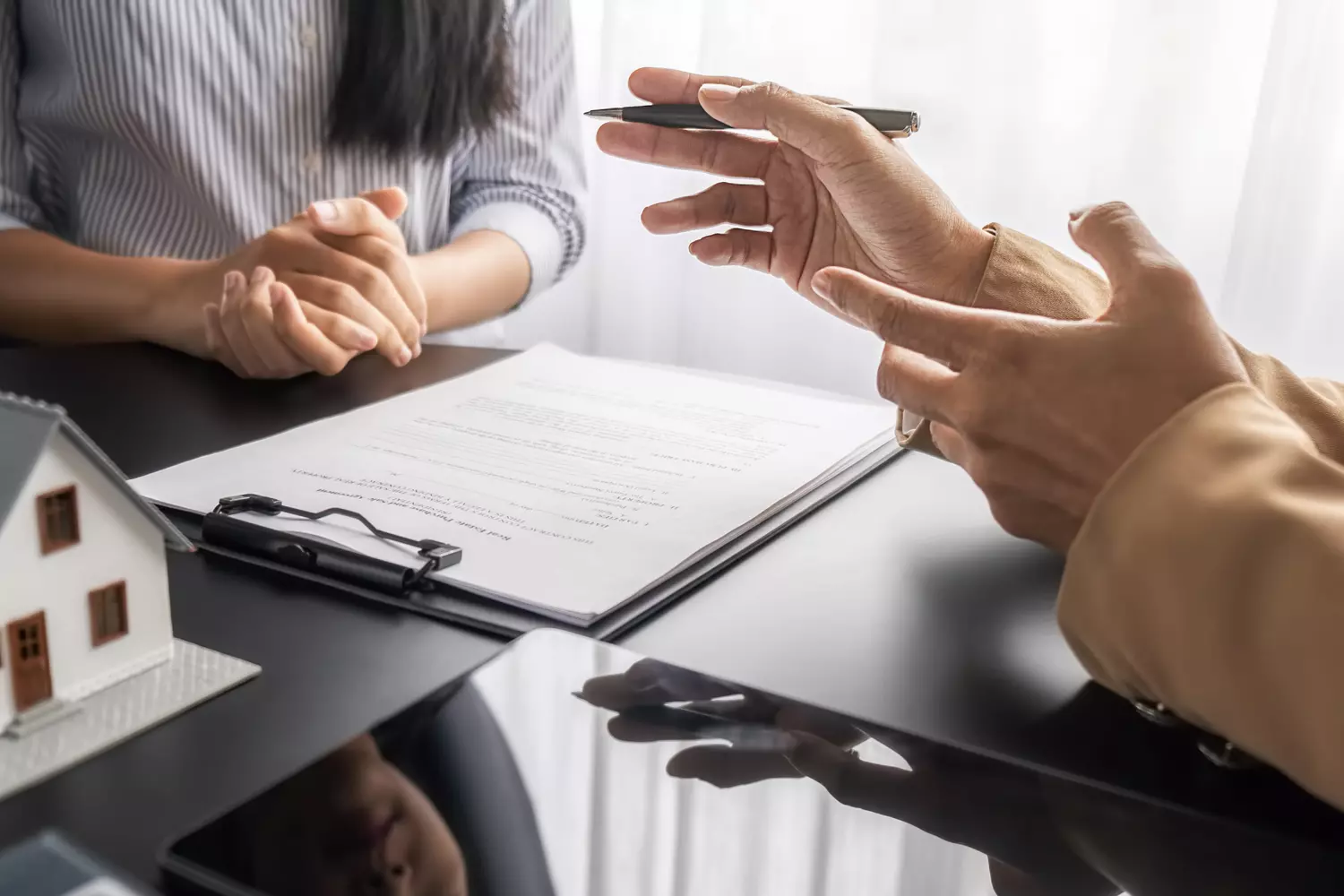 Юридическое сопровождение сделок с недвижимостью: эксперт защитит ваши интересы - 4